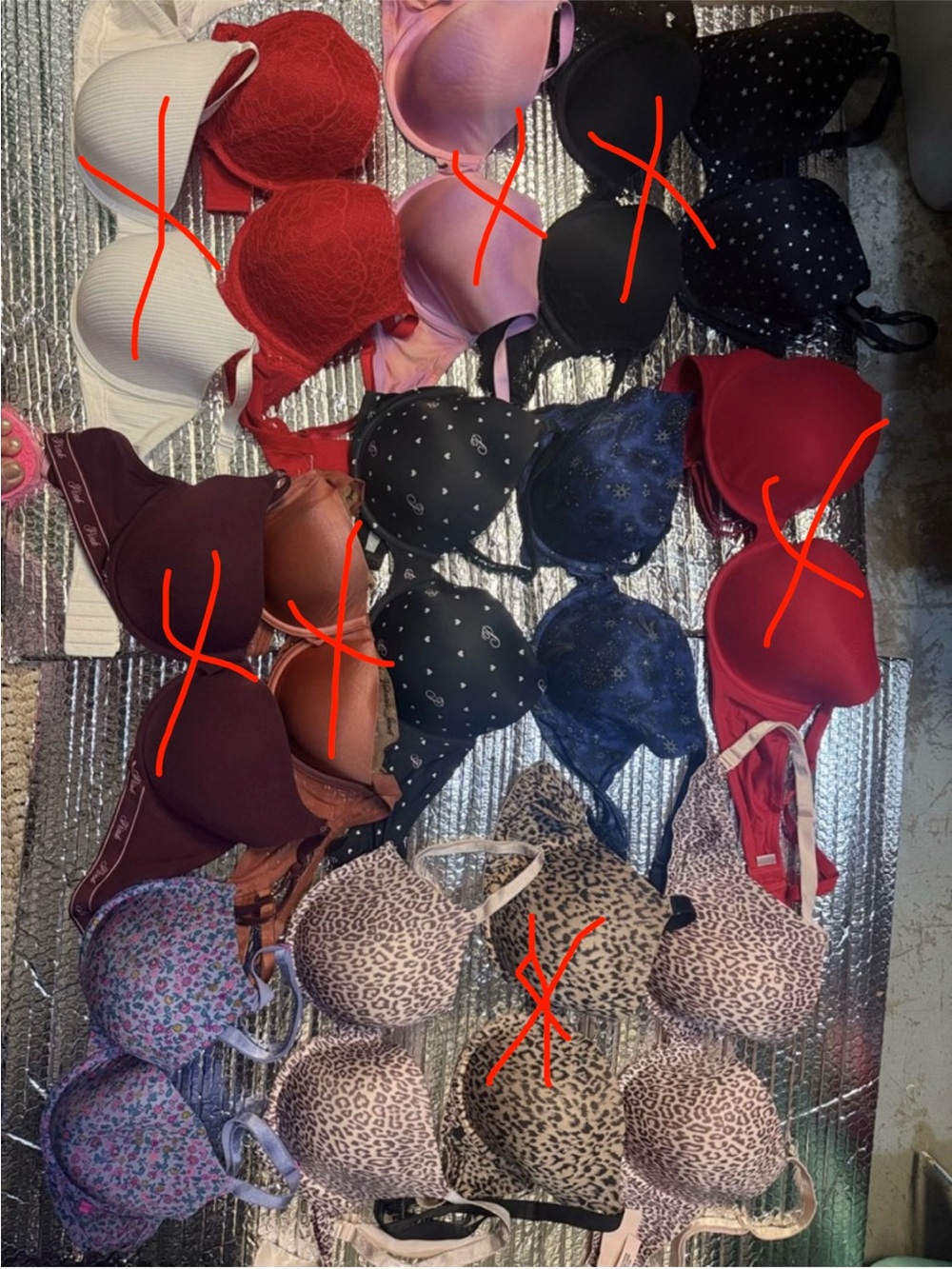 3for $25 Women’s Victoria Secret/Pink 38D lightly lined. Your choice of 3